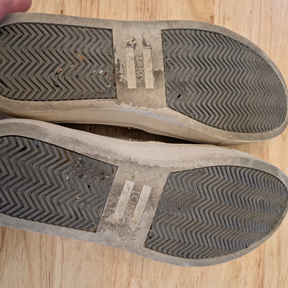 TOMS Earthwise Heritage Classic Women's 7 Spring Summer Vacation Travel Cruise